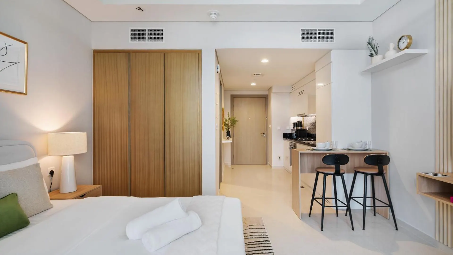 Apartment Aykon City 2 Tower C Dubai